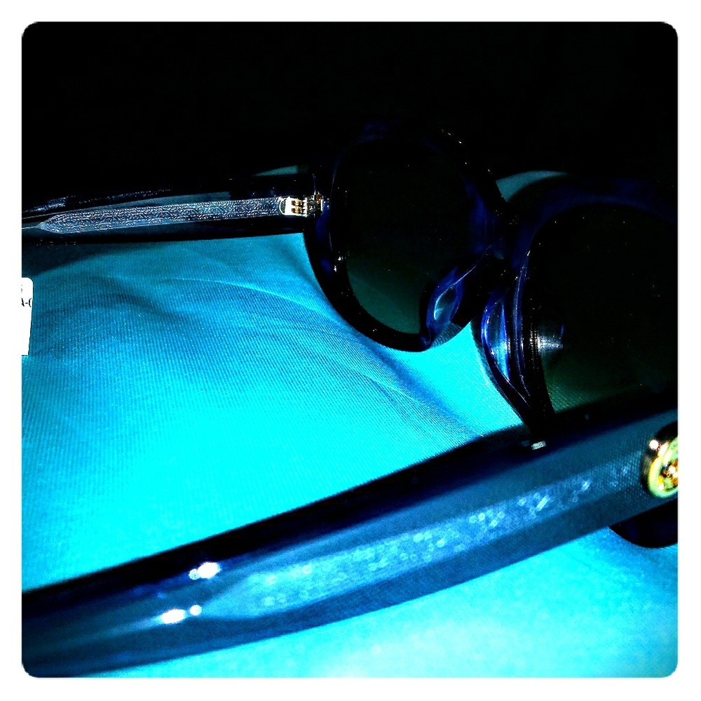 Women's Gucci sunglasses new